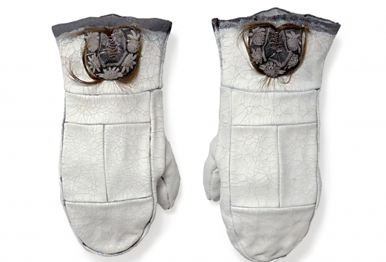 Mittens with Hair Medallions by Maggie Jaszczak